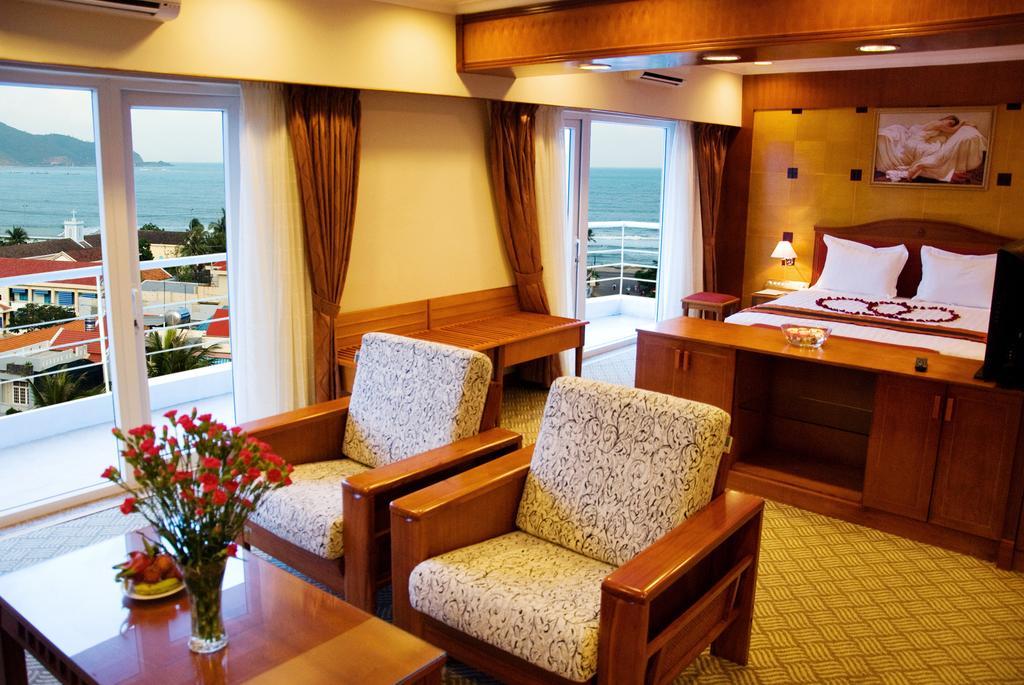 Memory Hotel На Транг Екстериор снимка