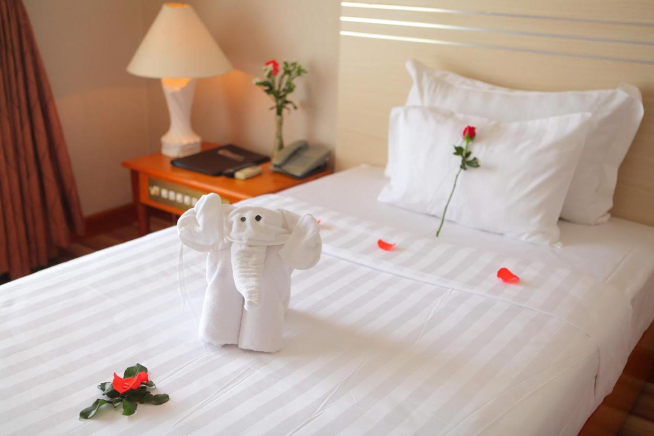 Memory Hotel На Транг Екстериор снимка